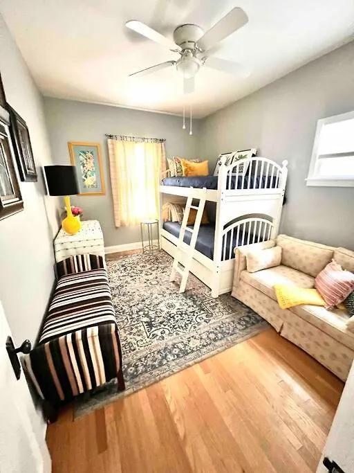 Newly Renovated 3-Bedroom Beechmont Home Λούισβιλ Ηνωμένες Πολιτείες της Αμερικής